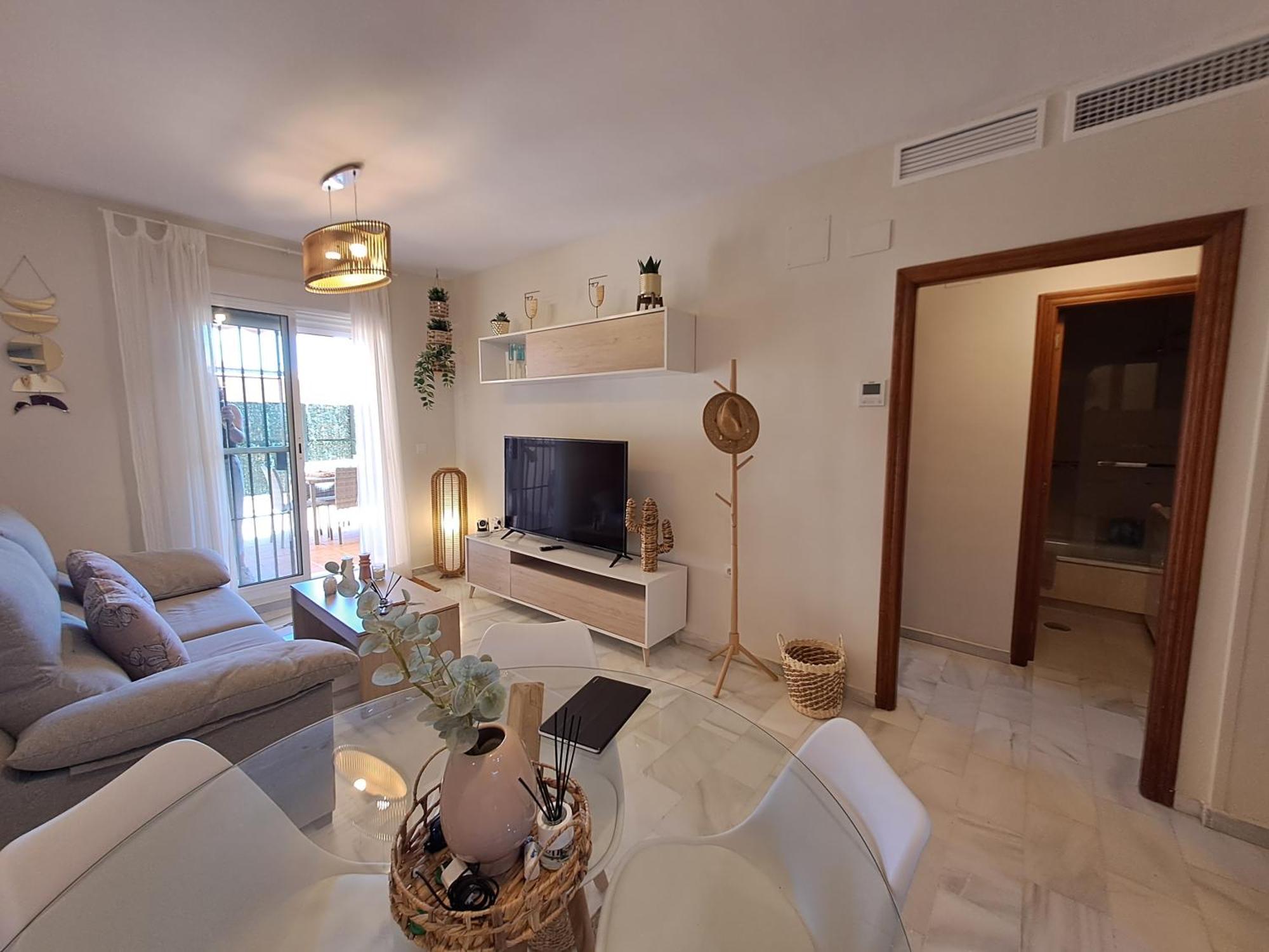 Whydhand Resorts Apartments ,Pools And Lovely Terrace 푸엔히롤라 외부 사진