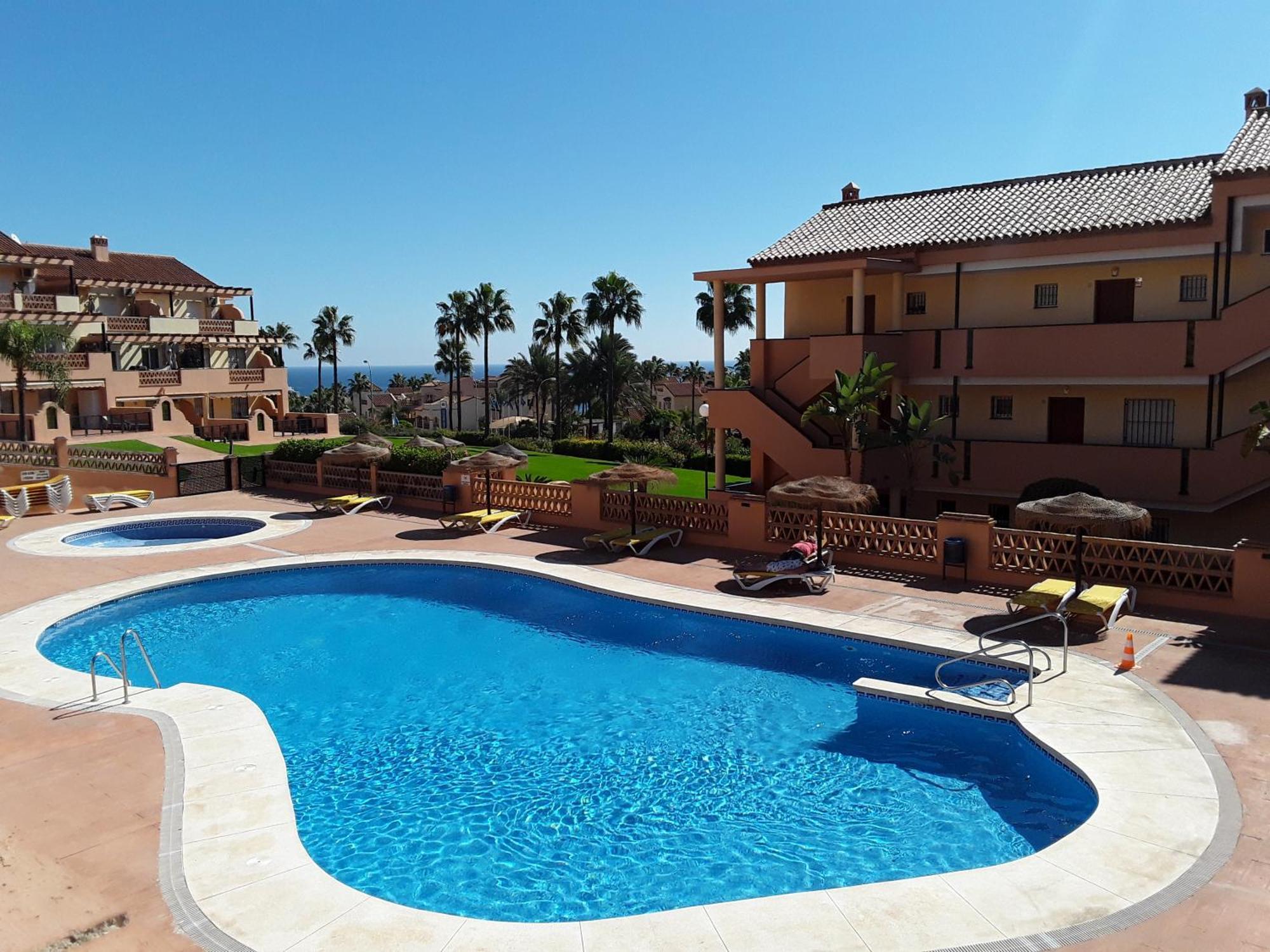 Whydhand Resorts Apartments ,Pools And Lovely Terrace 푸엔히롤라 외부 사진