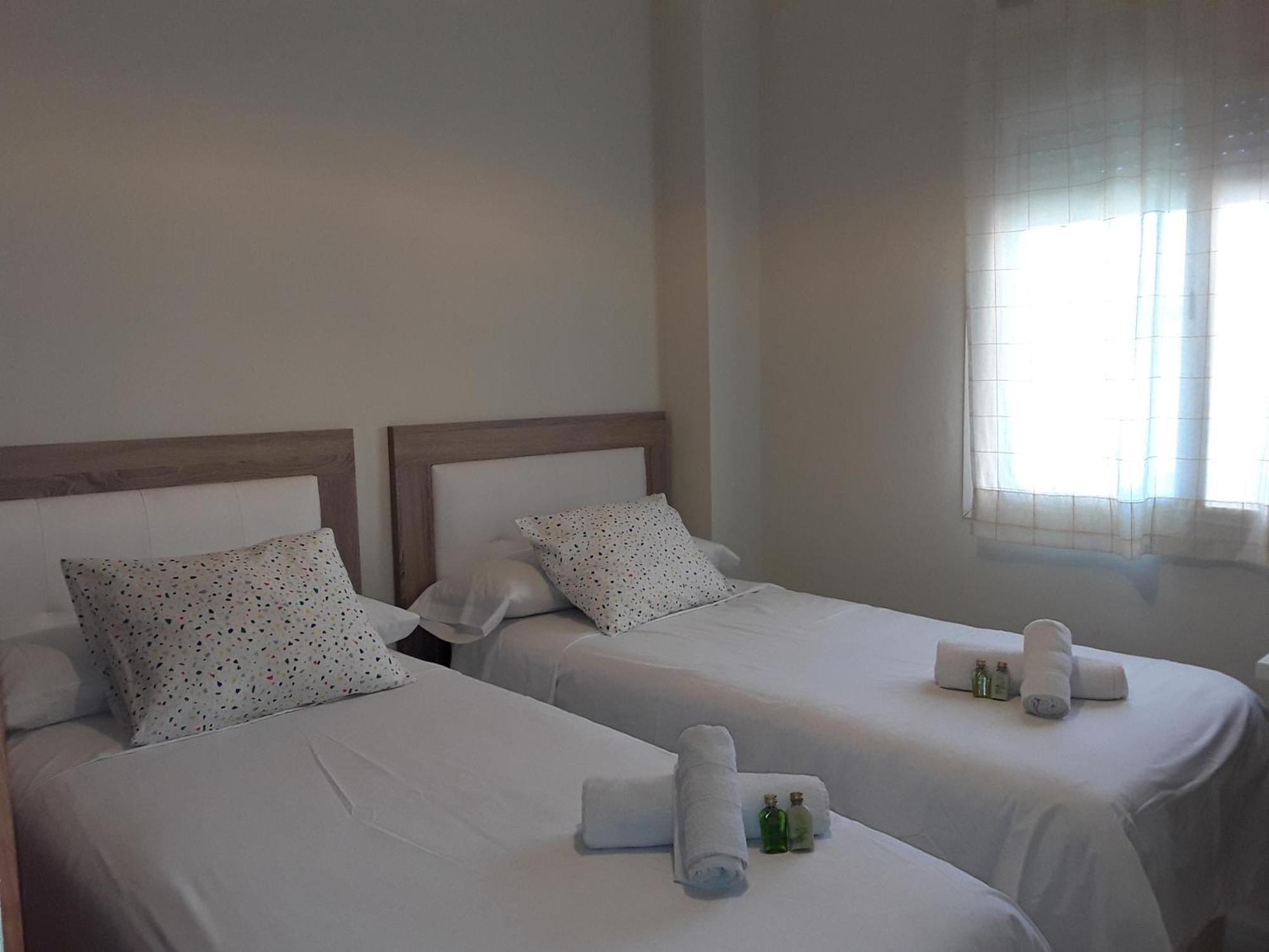 Whydhand Resorts Apartments ,Pools And Lovely Terrace 푸엔히롤라 외부 사진